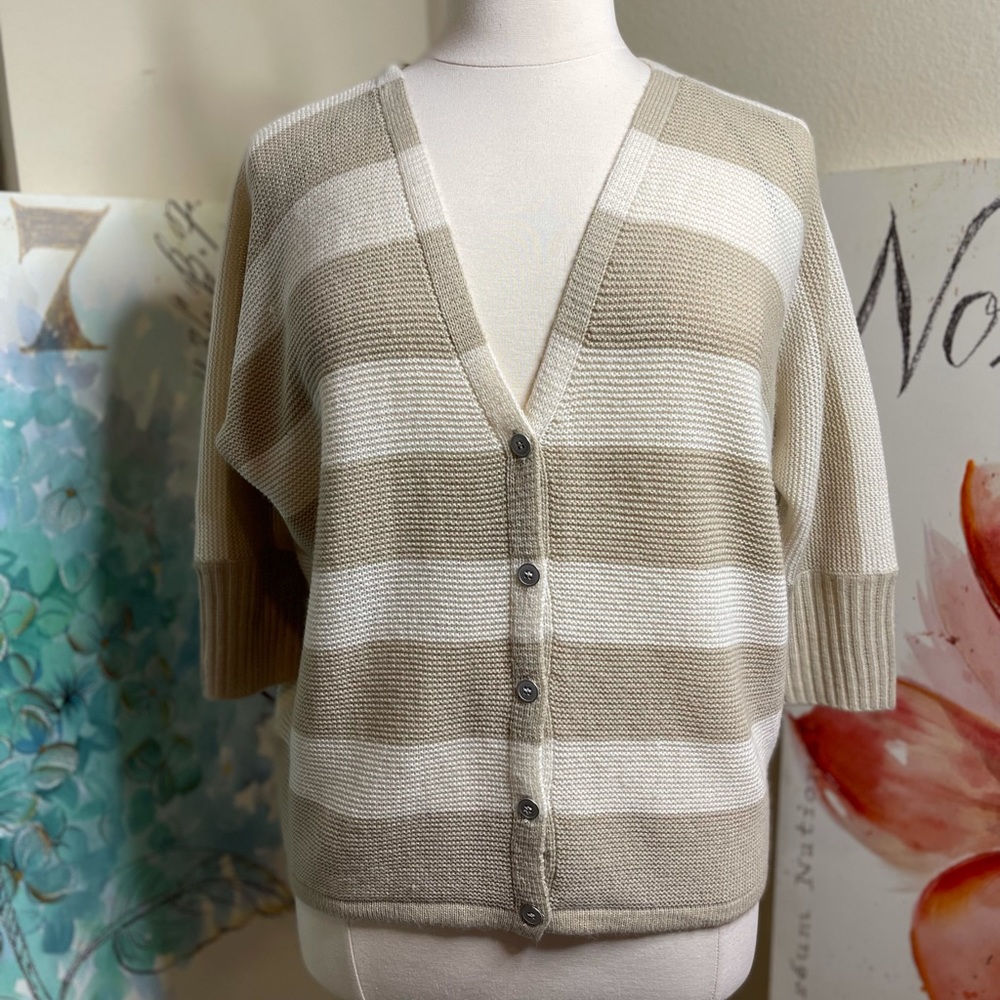 NWT Forever 21 Taupe/Cream Cardigan Vneck Sweater